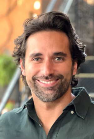 Corretor - Júlio Gontijo